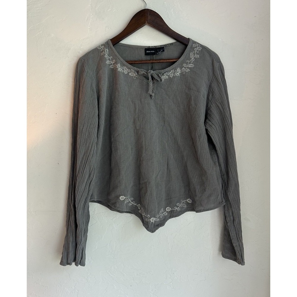 Vintage Y2K Xhilaration Top M Fairy Grunge Embroidered‎ Gray Renaissance Boho